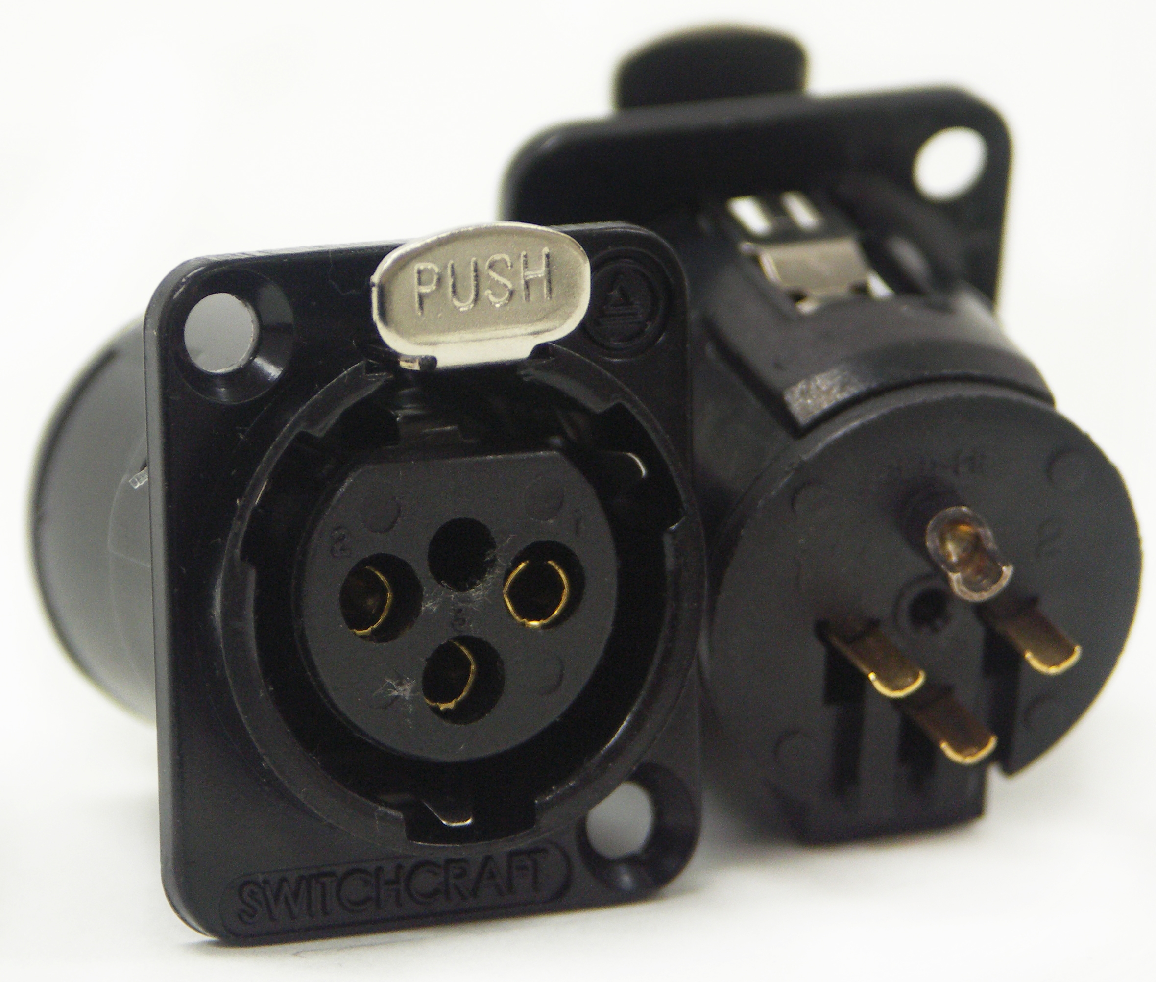 SWITCHCRAFT Socket Circular XLR 3p Solder E3FSCBAU