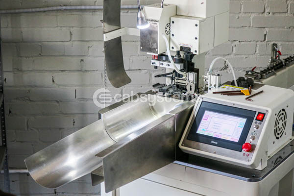 Пайка кабельных сборок на производстве Cabsystems